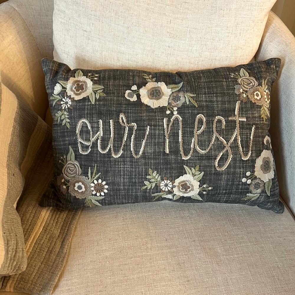 Home accent pillow